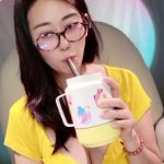 Wenwen170 nude chat 12212025