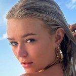 Katie Sigmond Sex Video Paige Spiranac Rival Shows Off Stunning Body In Tiny Red