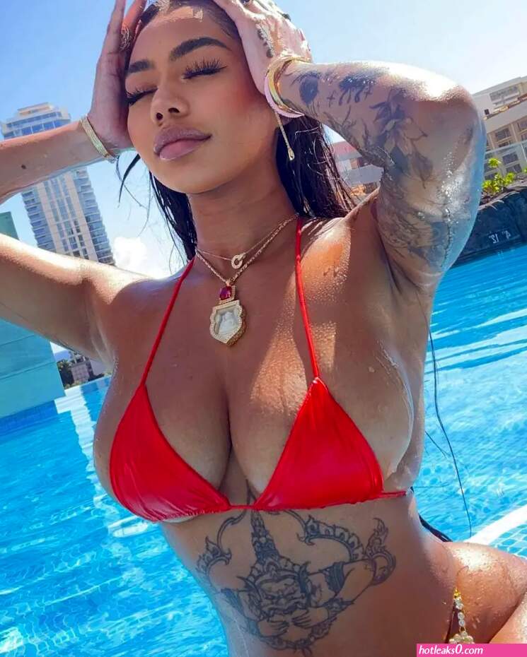 Tiannaann riding 44